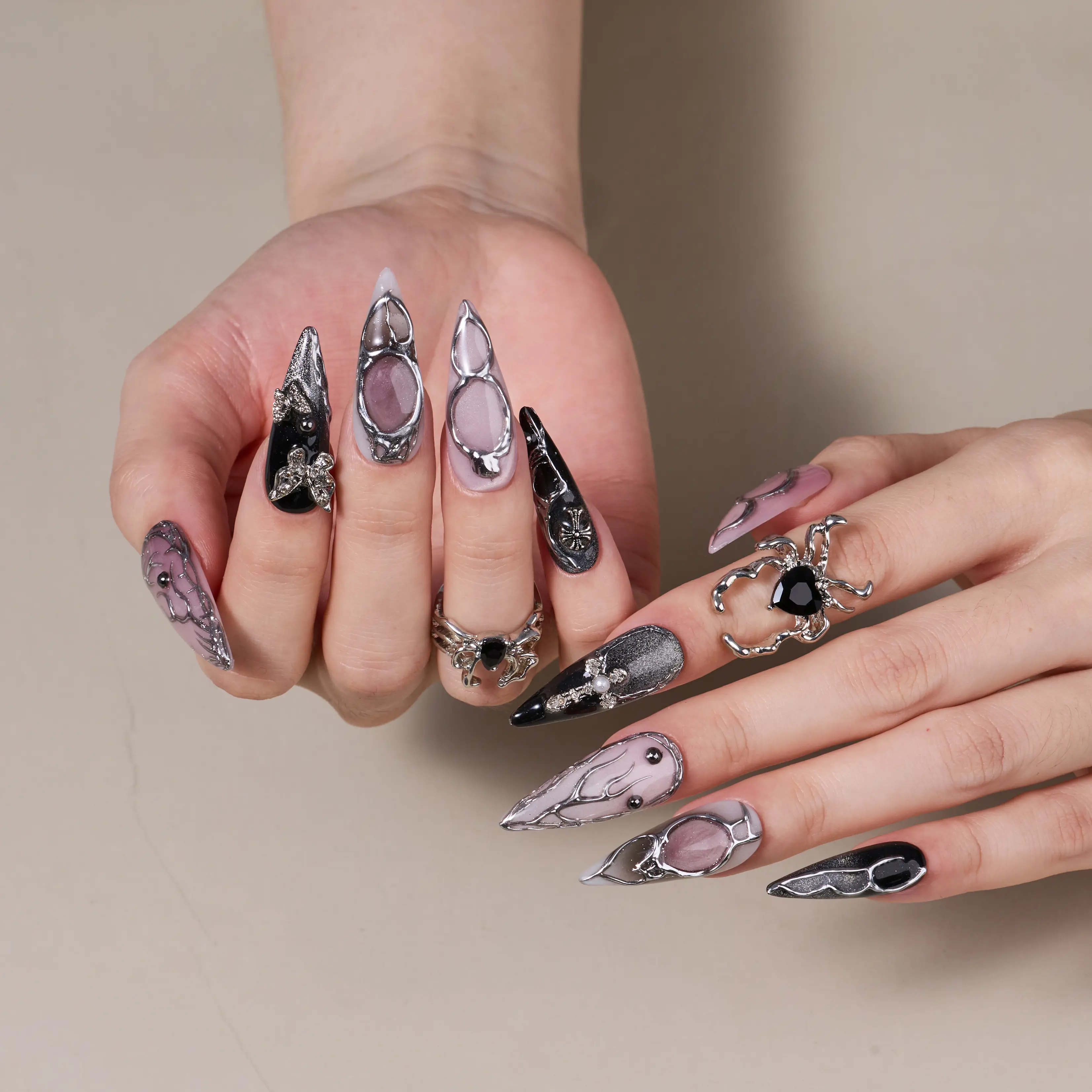 [Exclusive to TTS]Beetles Y2K Metallic Handmade Press On Nails Set, Trendy Chrome Alloy False Nails with Nail Glue & Adhesive Tabs, Cute DIY Manicure Kit, Multiple Style Options
