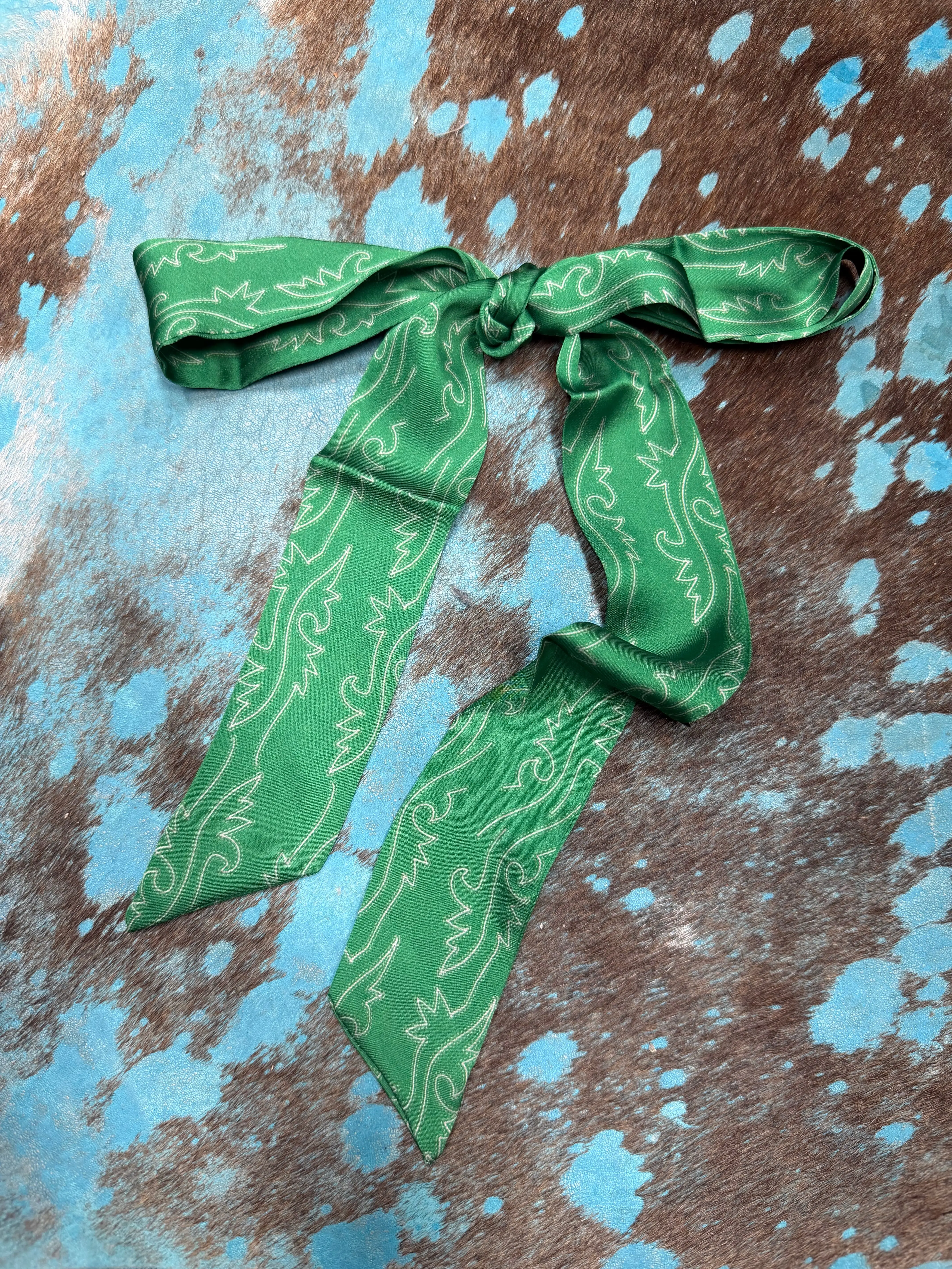 Gruene Stitch Twilly