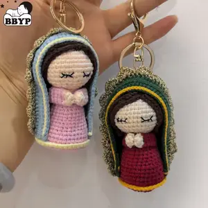 Handmade Crochet Virgin Mary Keychain – Amigurumi Prayer Doll, Faith Protection Charm, Car Mirror Hanging Decor, Catholic Gift for Family & Loved Ones