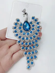 Beautiful Blue Gemstone Peacock Brooch, Sparkling Crystal Fashion Accessory, Perfect Gift for Women, Daily Wear & Holiday Gatherings