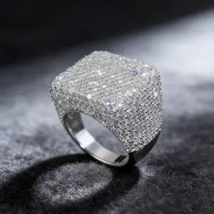 1PC thick and square full-diamond synthetic zirconia ring, with a cool street style and exquisite craftsmanship, suitable for trendy people's daily matching or special event enhancement
