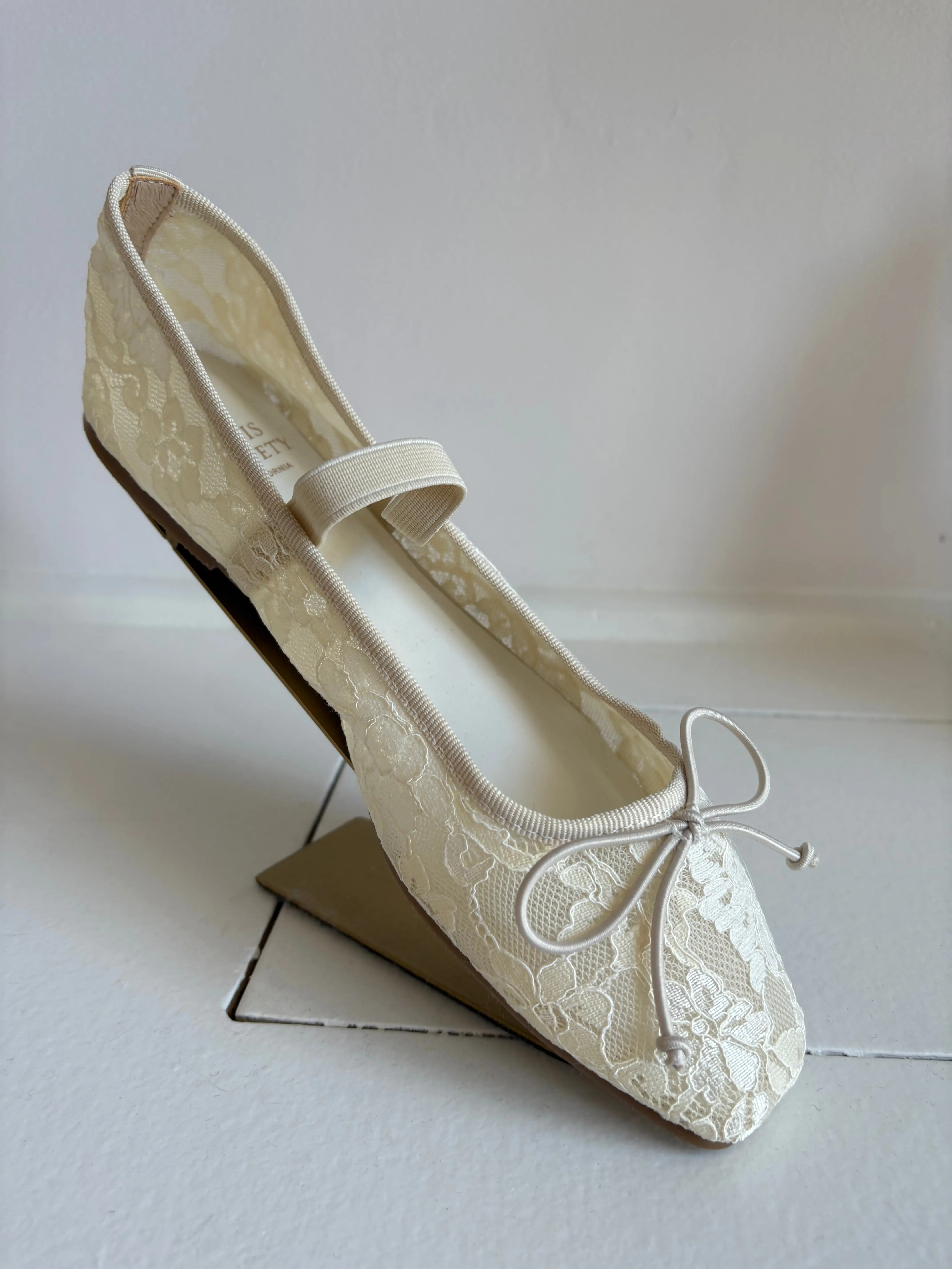 Lace Ballet Flat