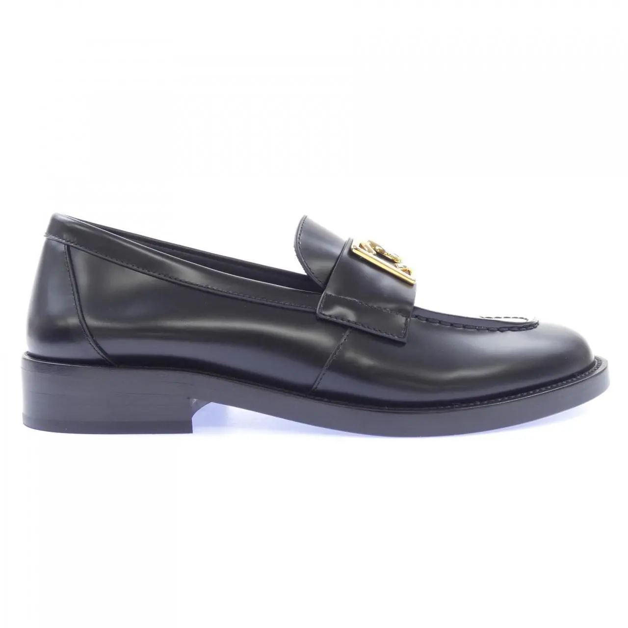 Pre-owned CHANEL Calfskin Small Leather Goods Loafers