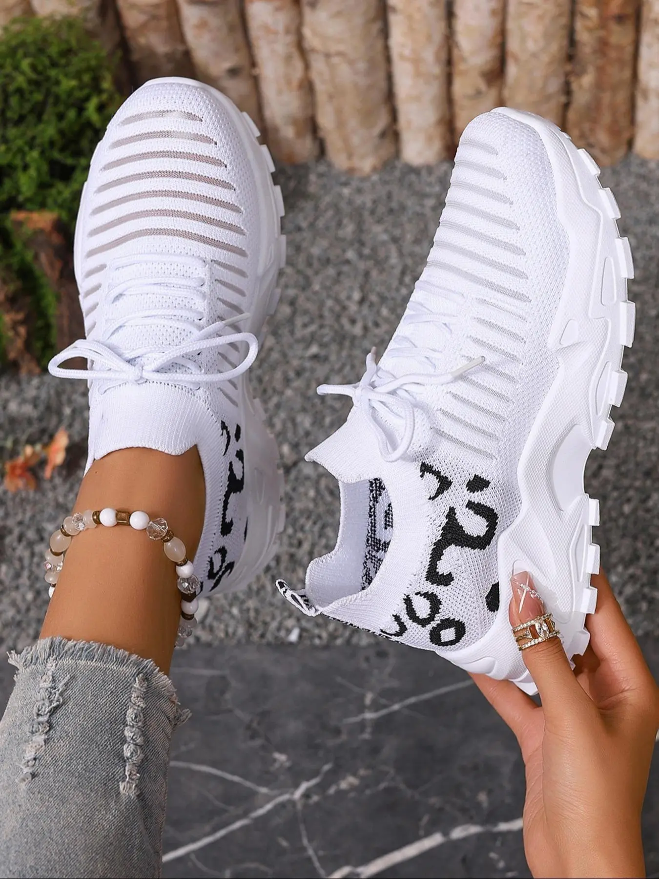 Women's Fashion Leopard Print Untamed Running Shoes Lace Up Low Top Sneakers, Casual Comfortable Breathable Sports Knitted Running Shoes, All-match Basic Shoes for Daily Wear, Fashionable Running Shoes, Casual Running Footwear