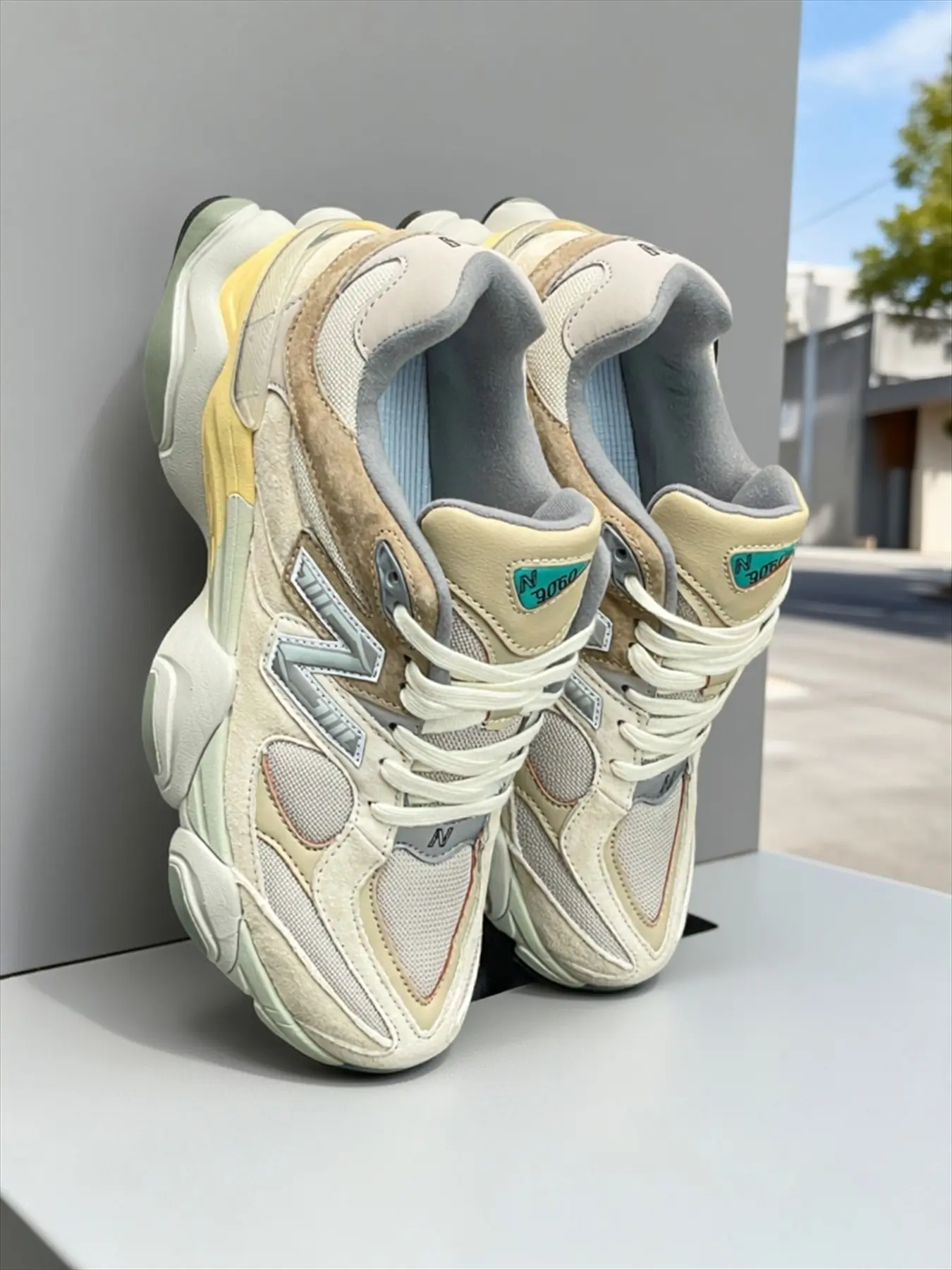 2026 Trendy 9060 Sports Shoes, Unisex Vintage Dad Sneakers, Durable Shock Absorption Running Shoes, Couples' Fashion Footwear, Running Trainers