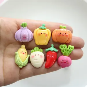 7pcs Resin Mini Vegetable Fridge Magnets, Magnetic Decorative Home Decor Stickers, Photo Frame Magnet Set, Holiday Decoration, Refrigerator Accessories, Refrigerator Decorating Magnet, Kitchen