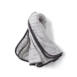Hooded Towel in Greenwich
