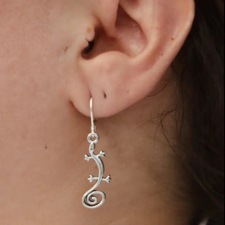 Gecko huggies | Reptile earrings | Lizard earrings | Indie earrings | Reptile lover | Hippy earrings | Minimal hoop earrings | Hippy jewelry
