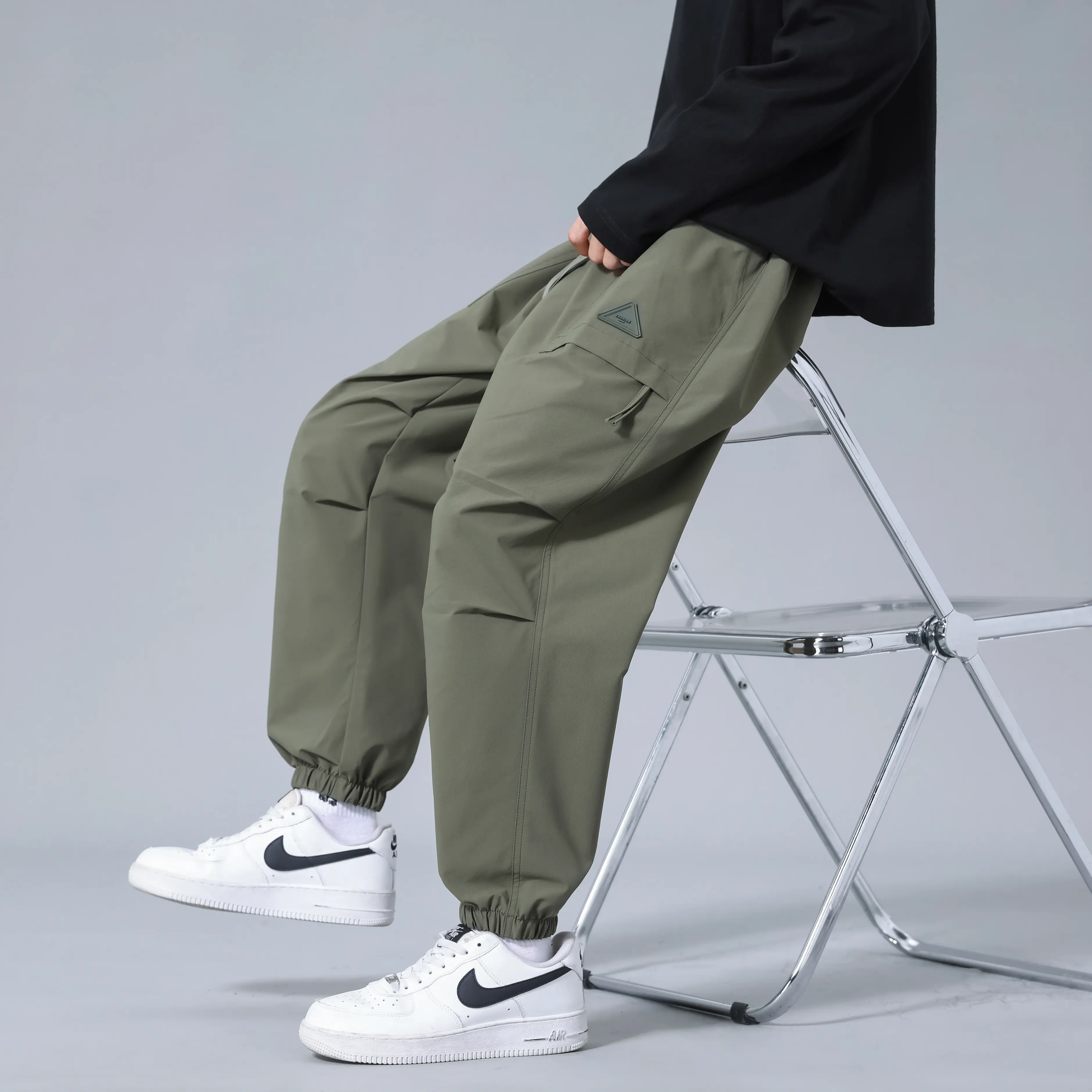 Men's Cargo Jogger Pants - Loose Fit Fashion Menswear with Elastic Cuffs, Durable Fabric, Utility Pockets for Outdoor Casual Streetwear Techwear Trousers