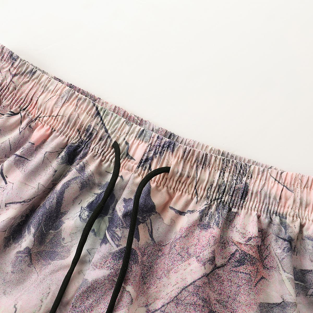 Women’s casual shorts with a simple camouflage pattern and a drawstring waist—perfect for summer wear and also suitable for wearing when going out. Summer shorts, women's clothing