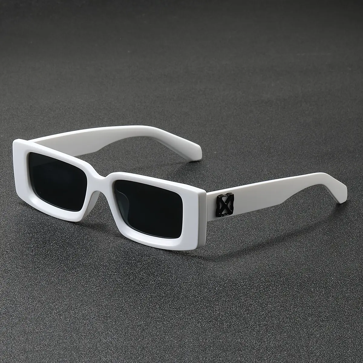 ShineThru Men's Vintage Rectangle Classic Sunglasses - Single Pair Full Rim Retro Thick-Frame Men's Accessories, PC Polycarbonate Lens, UV-Protection Lens, Unisex Fit, Ideal for Daily Photos & Street Photography