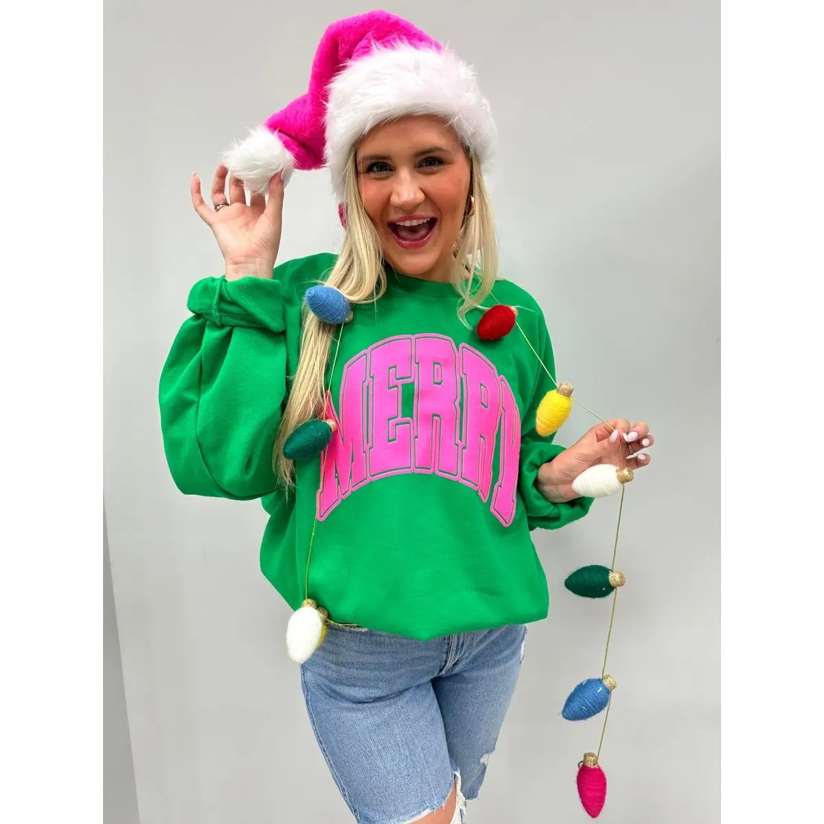 United Monograms Crewneck Sweatshirt, Baggy Long Sleeve Holiday Top with Merry Pop Of Dopamine Puff Graphic, Soft Fleece Fabric, Oversize, Matching, Loose, Cotton, Fit, Casual, Comfy, Pullover, Print