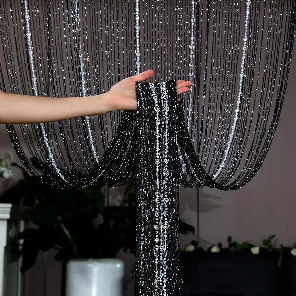 Glitter Heart Decor Door Curtain, 1 Count Romantic Shiny Curtain, Door Curtain for Home Living Room Bedroom Decor, Home Decor Supplies, Home Decoratio