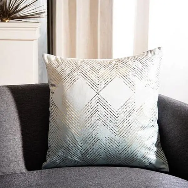 Safavieh Sarla 18" x 18" Pillow
