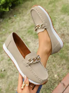 Women's Casual Slip-On Loafers, Wedge Flats, Smooth Leather Comfortable Wedge Heels, Chain Edge Decor, Perfect for Daily Wear