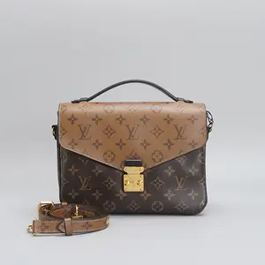 Pre-owned Louis Vuitton pvc Crossbody Bags Pochette Metis Reverse Monogram Canvas Message Bag BG22010623