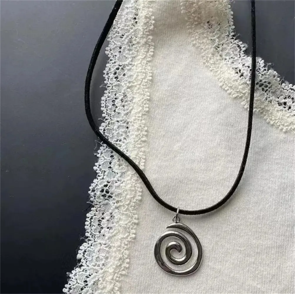 TOP-FASHION - Vintage Spiral Vortex Pendant Hand-woven Leather Rope Necklace for Women Unisex Boho Pentagram Necklace Fashion 2023 Y2K Jewelry