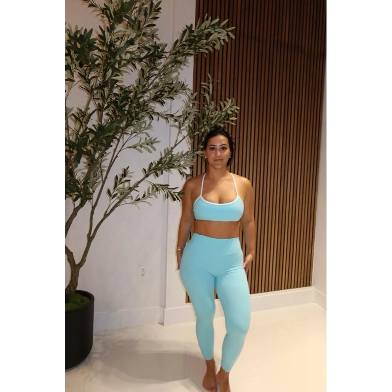 Heartline-Long Leggings for Women - Comfortable and Stylish Activewear
