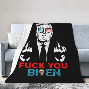 Funny Trump Middle Finger Blanket Comfortable Warm Lightweight Flannel Blanket Suitable for Sofa Bed Unisex,  Thin Blanket Dream Workshop