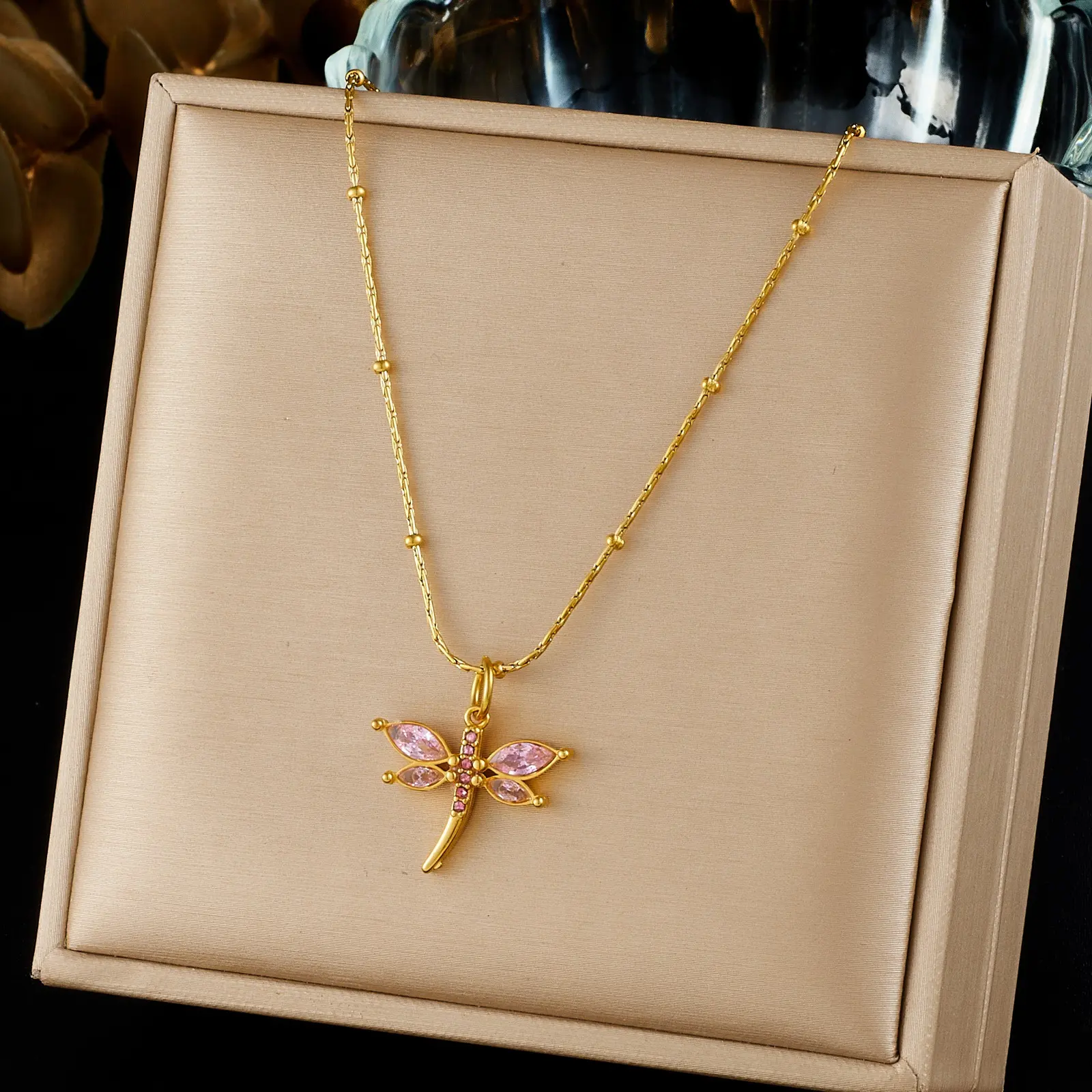 Women's Stainless Steel Jewelry Dragonfly Necklaces - Trendy Zircon Design Choker, Versatile High-End Light Luxury Clavicle Chain