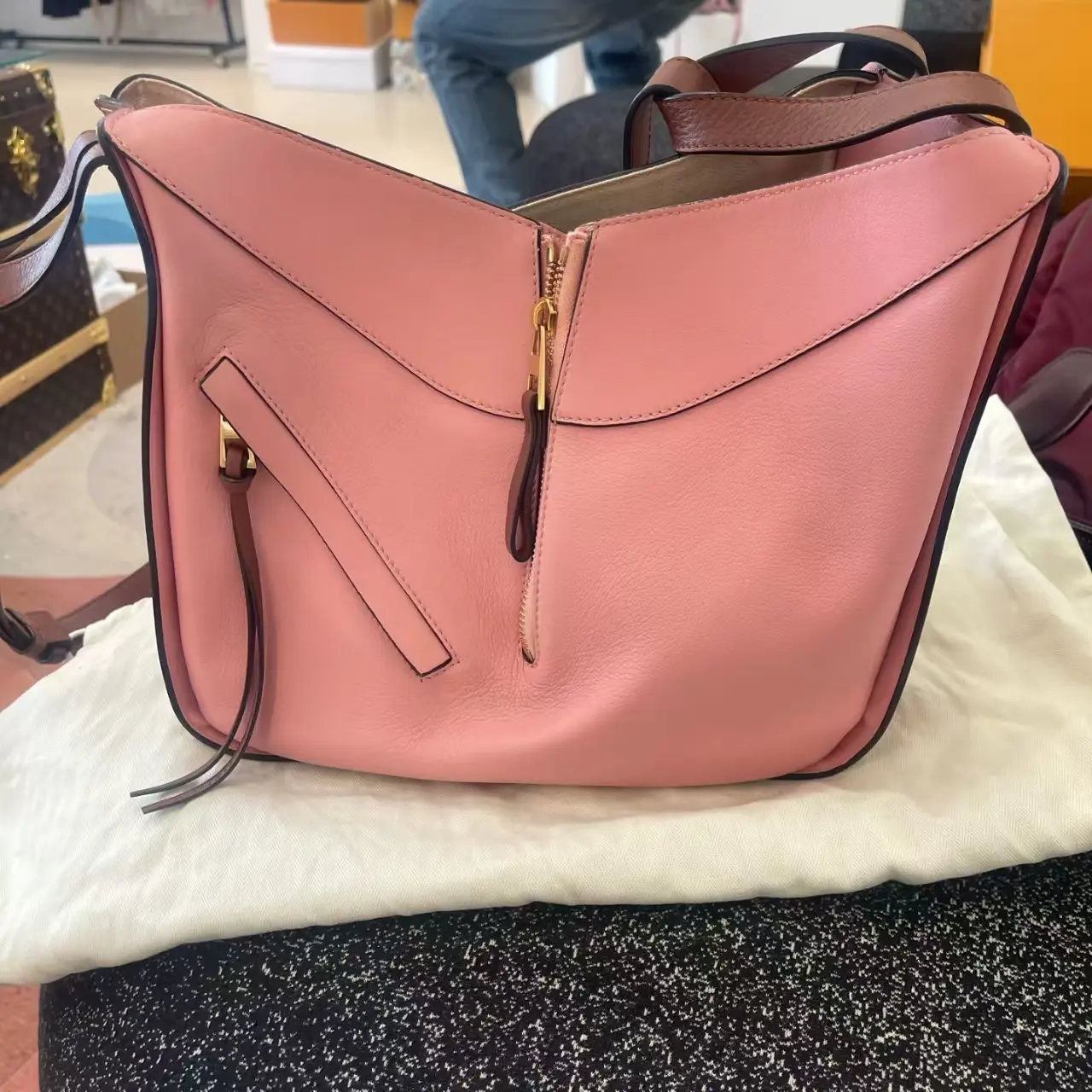 Pre-owned Loewe Hammock Small Bag Pre-owned Loewe Hammock Small Bag