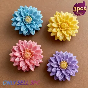 3-Piece Flower, Handmade Silicone Candle Mold Set - Reusable Round Molds with Large Central Flower and 2 Accent Flowers, Easy to Demold, Suitable for DIY Aromatherapy Candles, Soaps, Resin Crafts - Perfect for Weddings