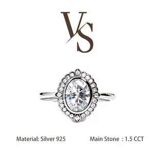 [Venus Jewelry] Synthetic Mossianite 1.5 CCT Oval Cut Flower Halo Design Solid Silver 925 Ring
