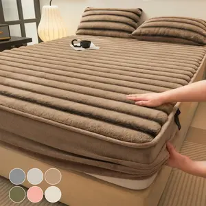 Luxury Faux Rabbit Fur Fitted Sheet Set, Soft Warm Solid Color Bedding, Premium 3-Piece Set (1 Fitted Sheet + 1/2 Pillowcases), All-Season, Decorative Bedsheet Sets, Perfect for Bedroom, Dorm, Sofa Décor & Christmas Gift