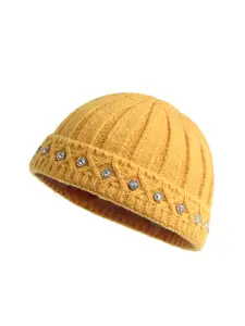 Unisex Street Style Vintage Striped Rhinestone Beanie Hat, Loose-Fit Warm Elastic Winter Cap for Men Women Couples Fall & Winter Wear Knitted Hat