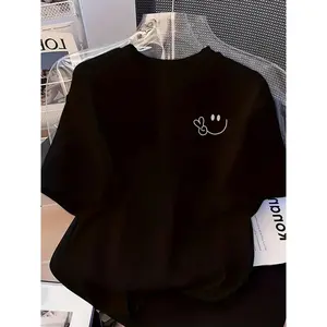 Cute Smiley Peace Hand Graphic Tee Minimalist Soft Crewneck Short Sleeve Oversized Streetwear Casual Summer Outfit Everyday Basic Shirt