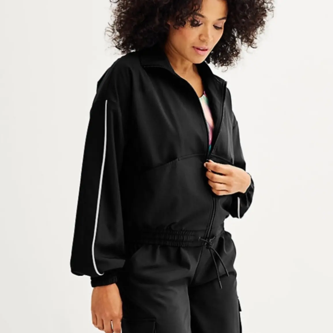 Women’s windbreaker & cargo matching set