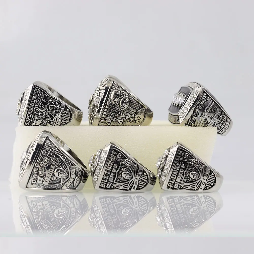 TU 6  3 set ring and box 1976 1983 1967 1980 2002 Jewelry rings, personalized accessories