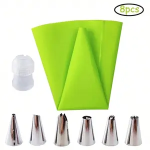 8 Piece Silicone Icing Bag Set, Reusable Pastry Bags with 6 Stainless Steel Nozzles, DIY Cake Decoration Kit (6 Nozzles + 1 Icing Bag)