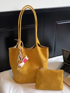 Simple   fashionable one-shoulder handbag, a small zipper bag in the same color  a puppy pendant   double handle design  Retro daily commuting one-shoulder handbag, niche design and multiple colors available, Embellished shoulder bag, Fashionable bags