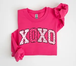 Preppy Valentines Day Sweatshirt, XOXO Sweater, Women's Retro Valentine Crewneck, Hugs and Kisses Pullover, Pink Valentine Sweater - EVA RAMOS