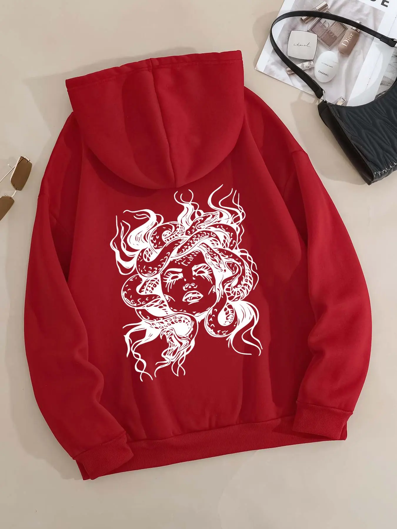 Plus Size Medusa Print Drawstring Pocket Hoodie, Casual Drop Shoulder Long Sleeve Hooded Sweatshirt, Women's Fall & Winter Clothes for Daily Wear