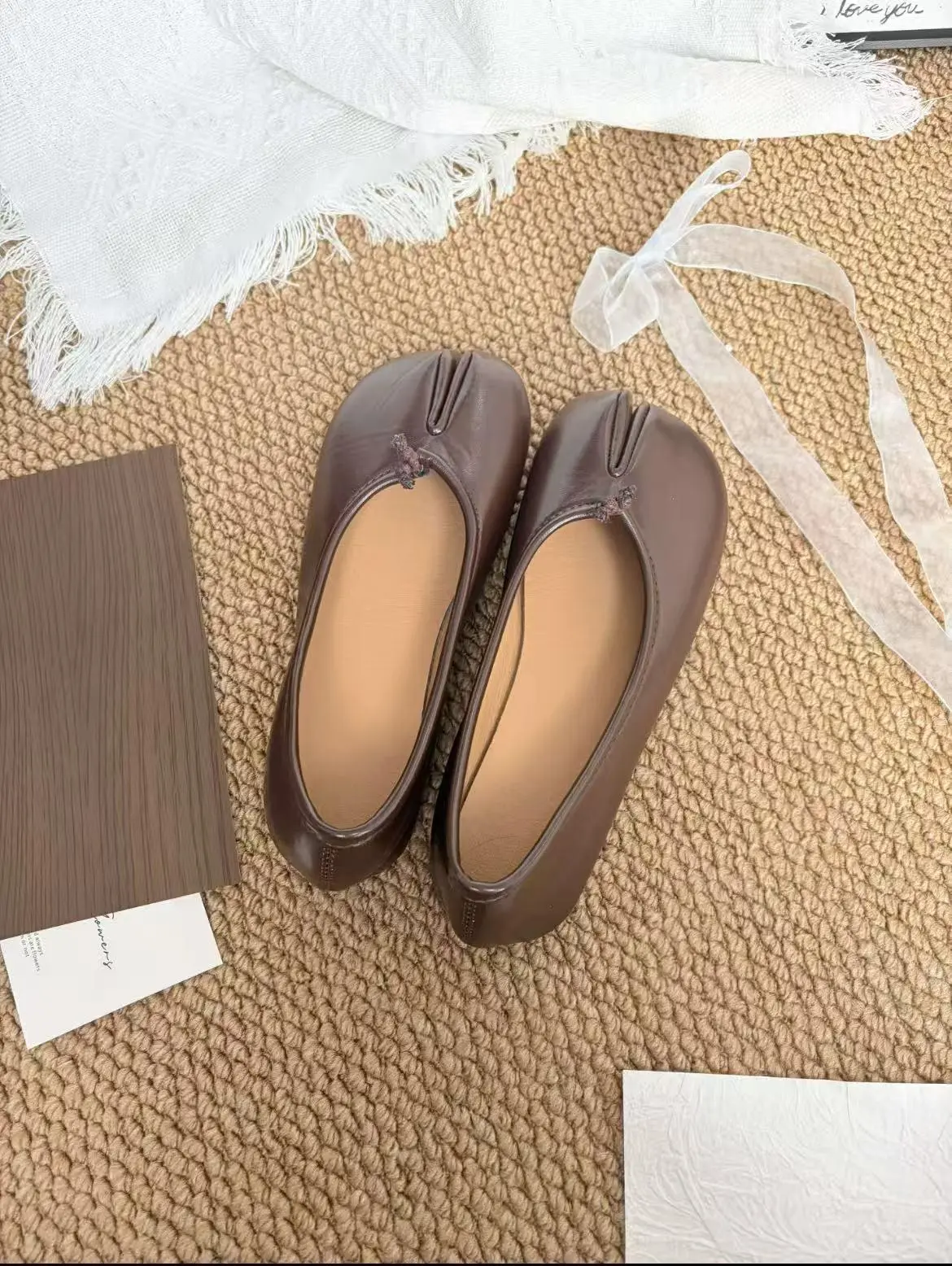 Women's Korean-Style Minimalist Leather Ballet Flats, Breathable Soft Slip-On Casual Shoes with Clean Lines, Premium Feel, Multiple Colorways