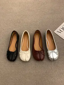 Women Soft Ballet Flats Slip On Loafers Moccasins Tabi Ninja Casual Shoes with Bow Knot Girl Footwear Slip-On Flats for Easy, Comfortable Wear Cute, Comfy, and Totally Chic Flats for Your Next Hangout