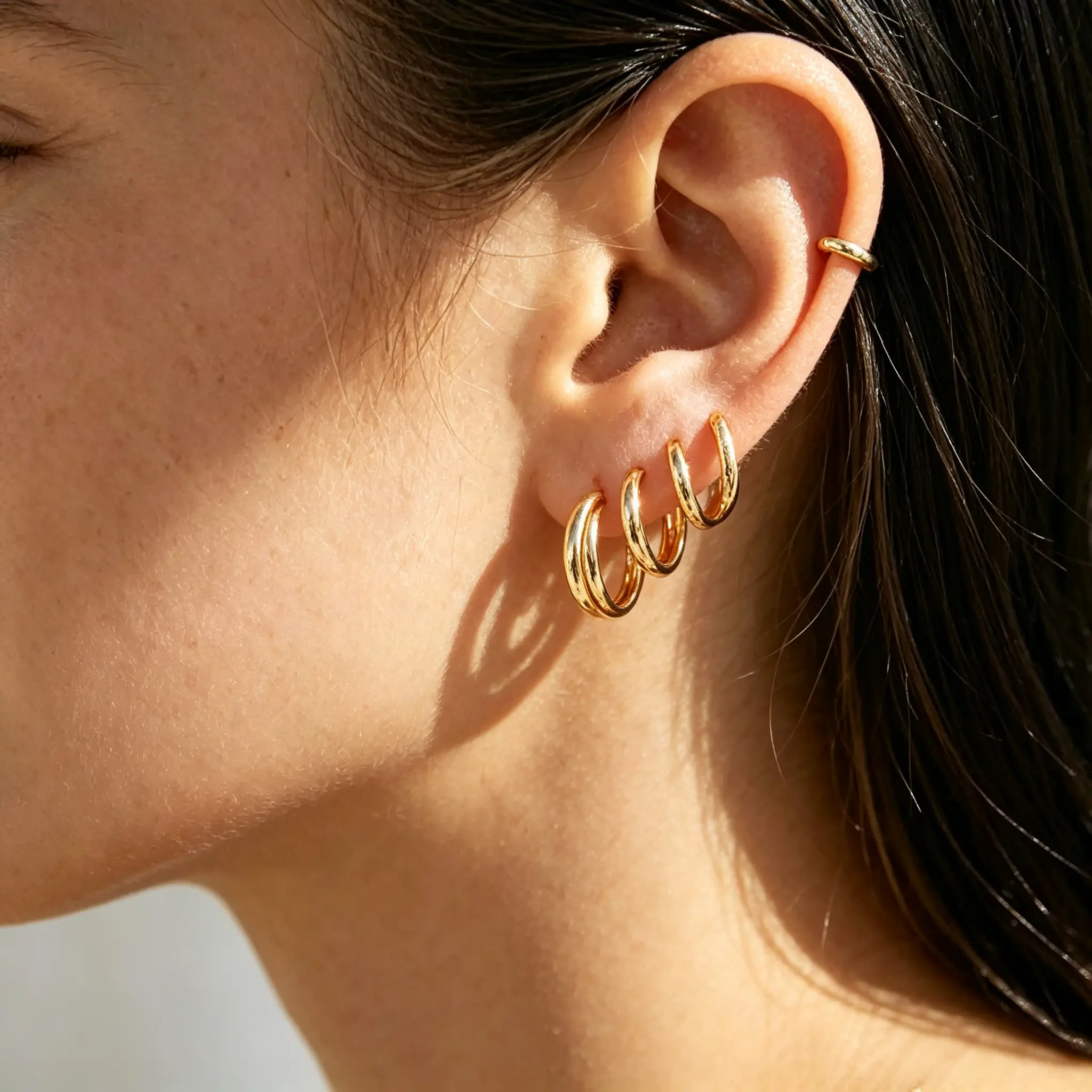 Huggie Hoop Earrings Set, 5-Pair Minimalist Alloy Hoops for Women & Men, Lightweight Cartilage Earring Stacks for Sensitive Ears, Hoop Shape Earrings, Stainless Steel Hoops