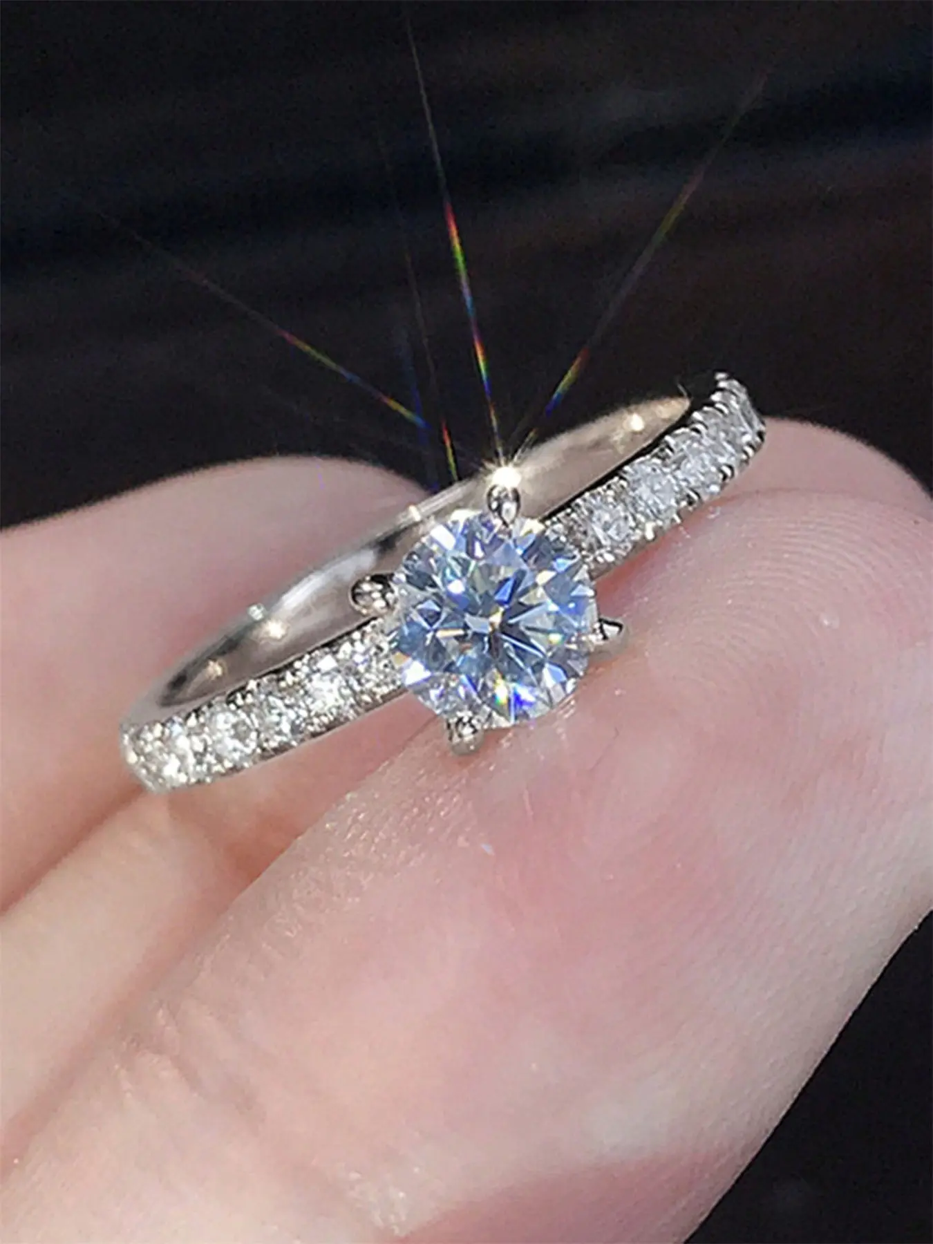 1 PC Fashion Cubic Zirconia Ring For Women For Valentine's Day Gift Wedding Anniversary Party Jewelry Solitaire Engagement Ring Elegant Fashion Rings