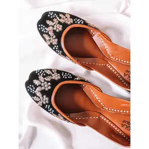 Black Baha Jutti/Khussa