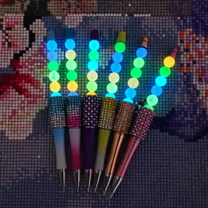 Random Color Luminous Diamond Art Painting Pen, 1 Count DIY Beaded Diamond Pen, Cartoon Color 5D Diamond Embroidery Accessory, Diamond Art Tools