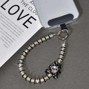 Full Diamond Bear Bracelet, Handmade Beaded Mobile Phone Wrist Lanyard for Women, Cell Phone Charm, Hand Chain, Phone Wrist Strap, Cellphone Accessories, Charm Accessory, Adjustable Phone Lanyard, Phone Chains