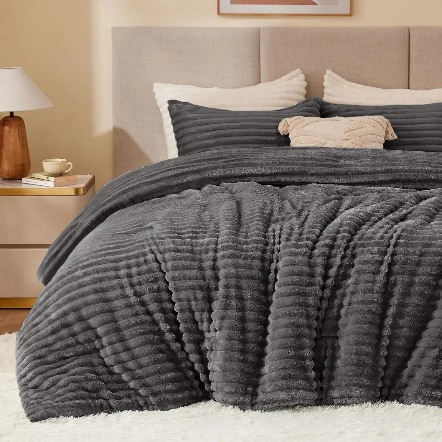 BoveLink Fleece Striped Duvet - Thick, Knotted, Soft, Breathable, Wrinkle-Resistant, Warm Microfiber Filling, Quilt Cover-Free Use, Fully Machine Washable, Easy to Clean, Multi-Size Optional