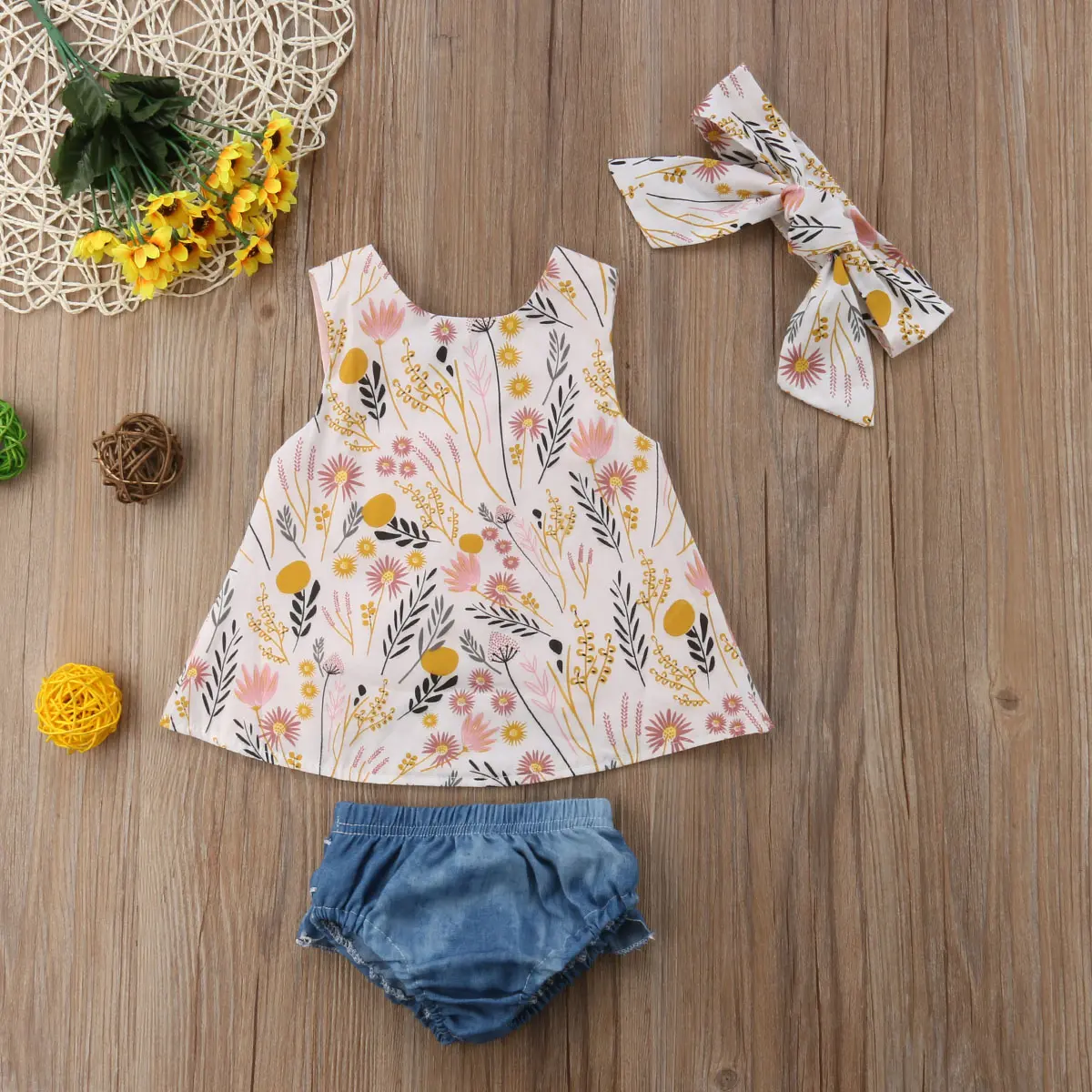 Baby Girl 3PCS Casual Wear Gift Set - Sleeveless Crossing Design Loose Floral Top, Short Triangle Multi-Layer Gradient Pants with Elastic Band, Gentle Bow Hair Band, Outfit Set, Soft Cotton