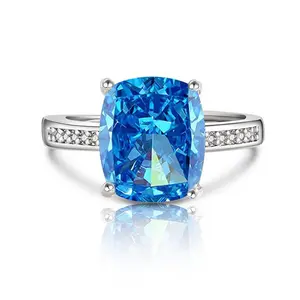 Cushion Cut Emerald Green & Sea Blue Statement Ring, Old Money Aesthetic Radiant Sparkle Ring, Hidden Overlap Adjustable Band (US 5-10), Elegant 5A CZ Pave Jewelry, Aesthetic Gift for Her