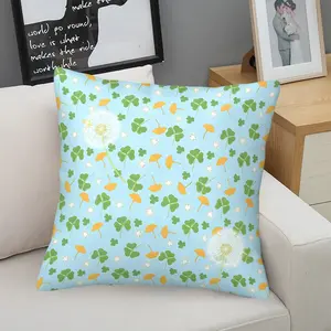 Clover-Patterned Throw Pillow With a Soft And Comfortable Printed Design, Perfect Holiday Gift, Ideal Choice For Home Decoration