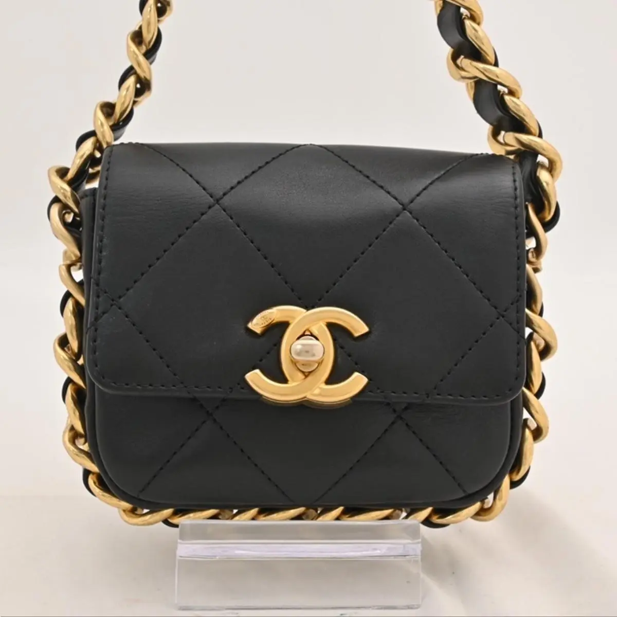Pre-owned CHANEL As Shown Shoulder Bags Coco Mark Matelasse Mini Flap Chain Shoulder Bag ch83214cc
