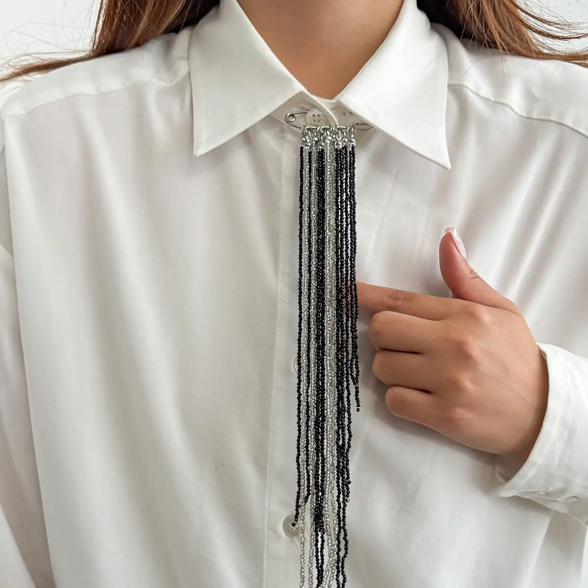 05 white K + black 0354