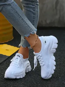 Women's Fashionable Lace Up Front Platform Sneakers, Casual Comfortable Breathable Sports Shoes, Female All-match Round Toe Chunky Sneakers for Daily Life, Thick Soled Sneakers